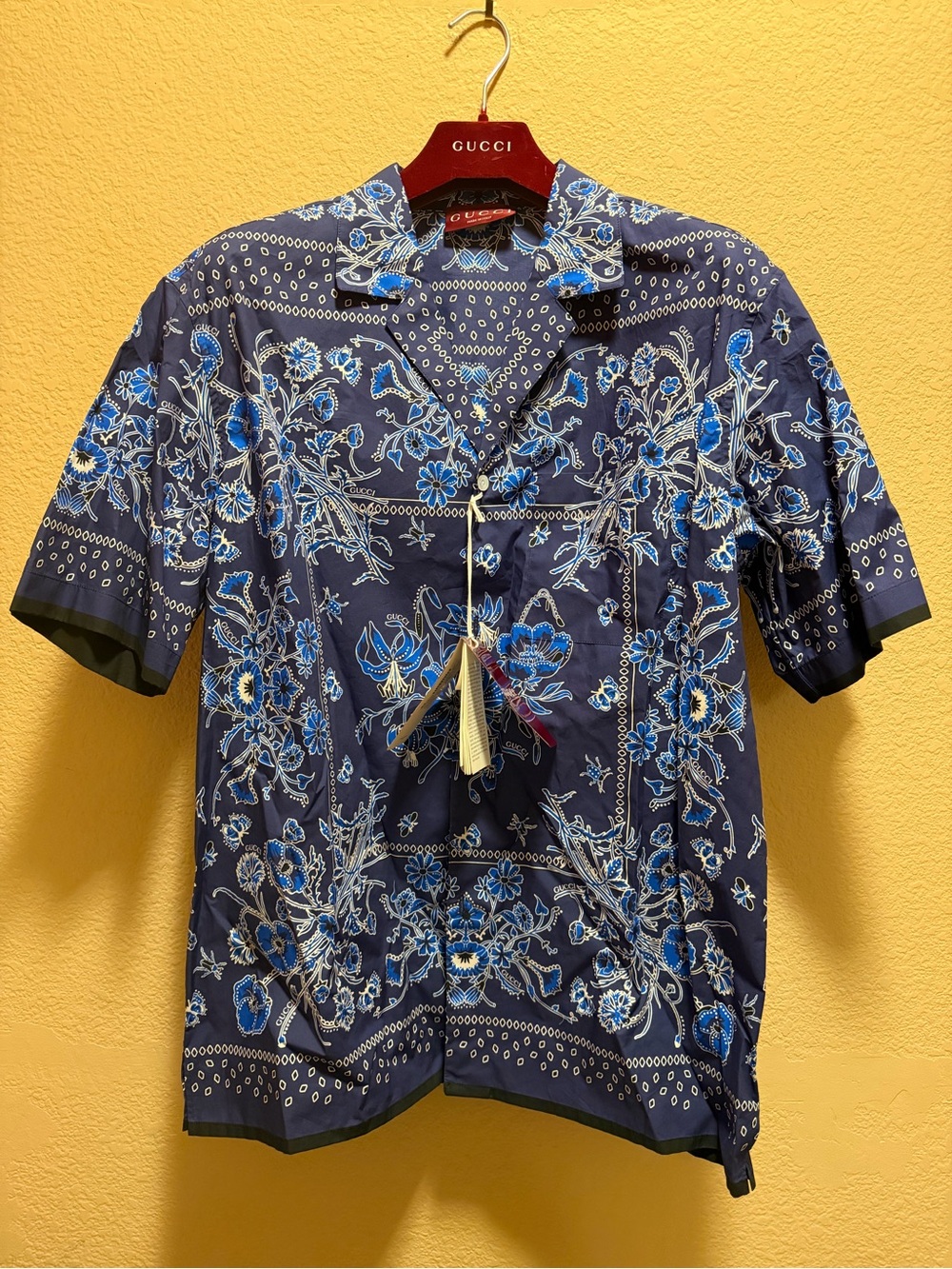 New Authentic Gucci Logo Button Up Floral Shirt Navy White Size IT 52 / US L